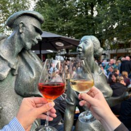 Erfolgsstory weiter geschrieben: Weinfest & Gewinnerlose Erfolgsstory weiter geschrieben: Weinfest & Gewinnerlose